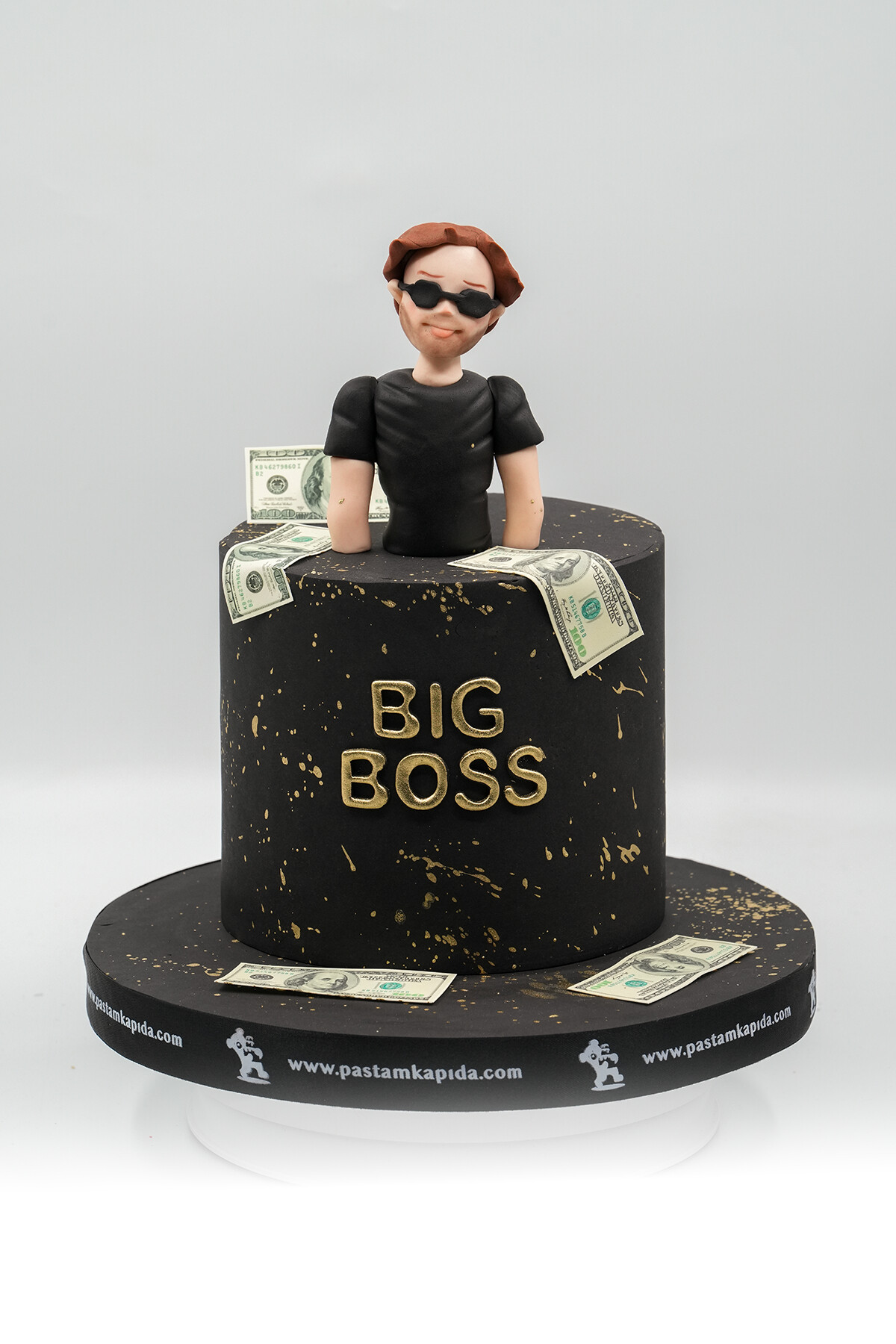 BİG BOSS TEMALI BUTİK PASTA