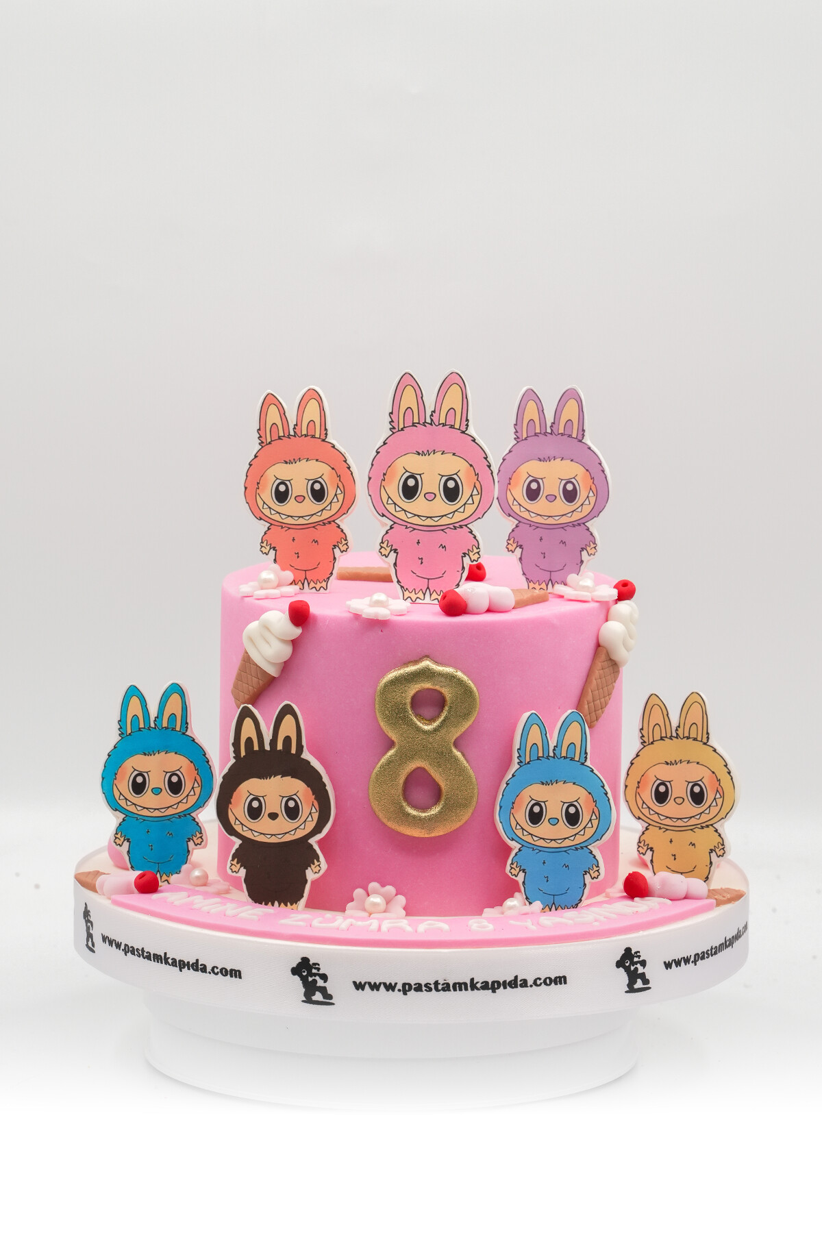 LABUBU 1 TEMALI BUTİK PASTA