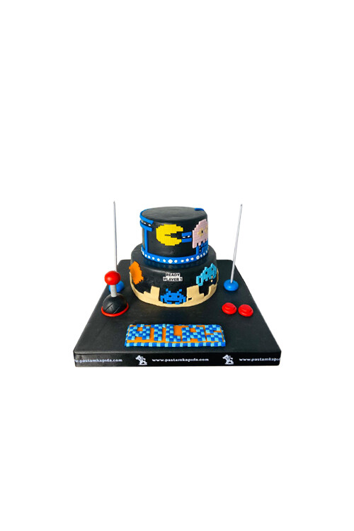 Pacman Temalı Pasta