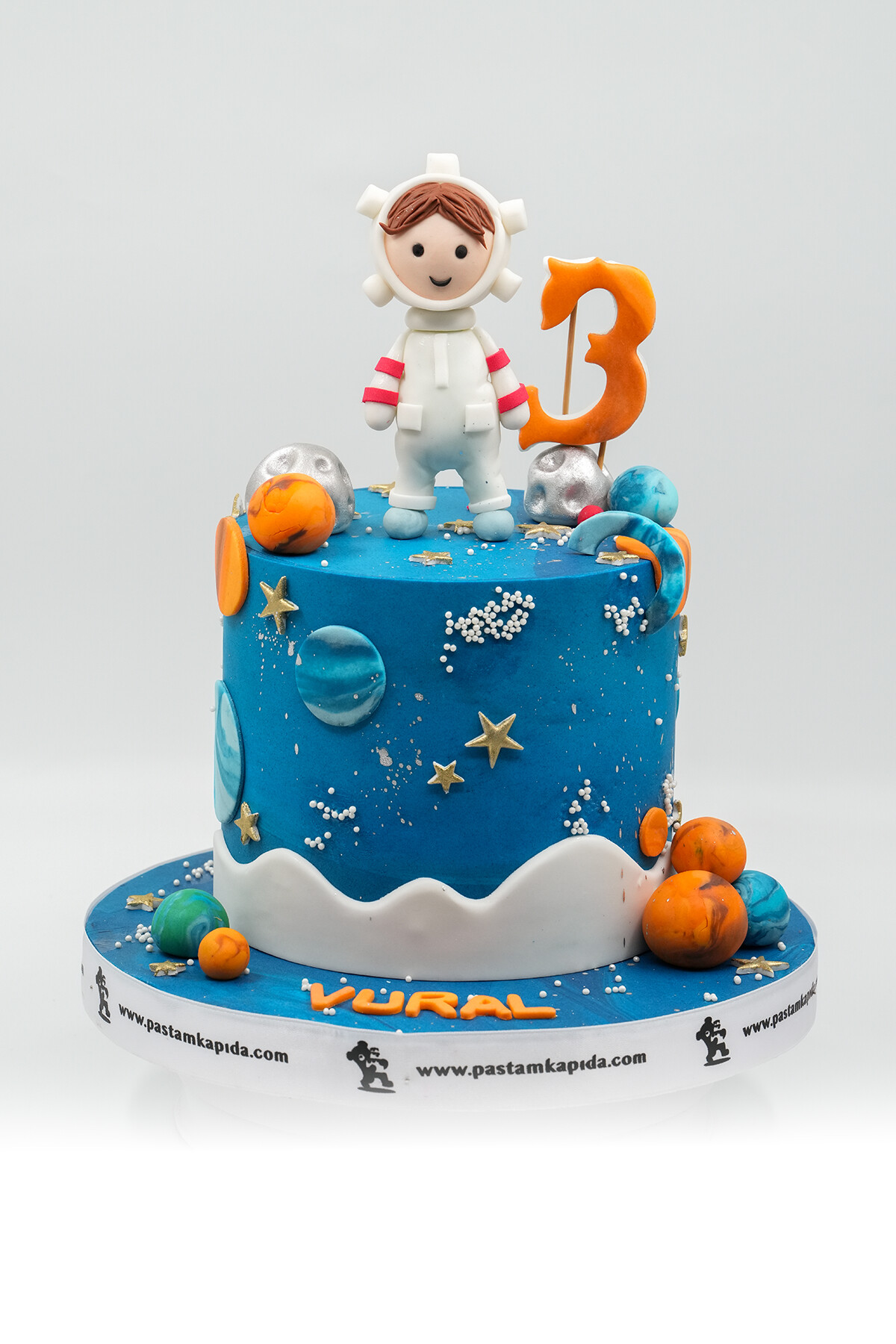 ASTRONOT TEMALI BUTİK PASTA