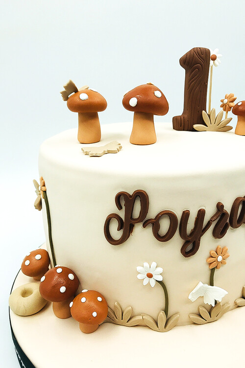 Doğa Figürlü Pasta