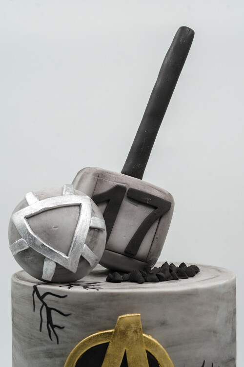 AVENGERS TEMALI BUTİK PASTA