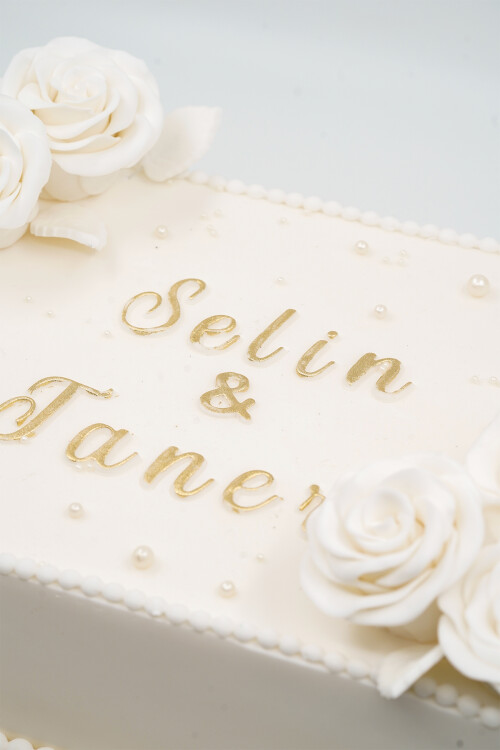 GELİN 1 TEMALI BUTİK PASTA