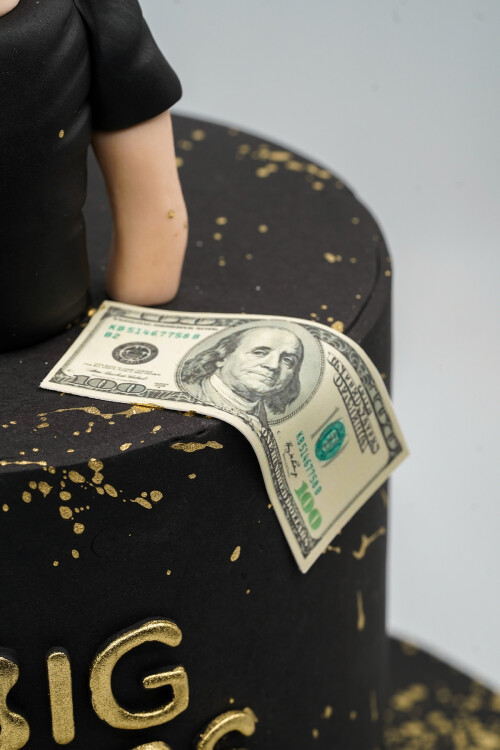 BİG BOSS TEMALI BUTİK PASTA