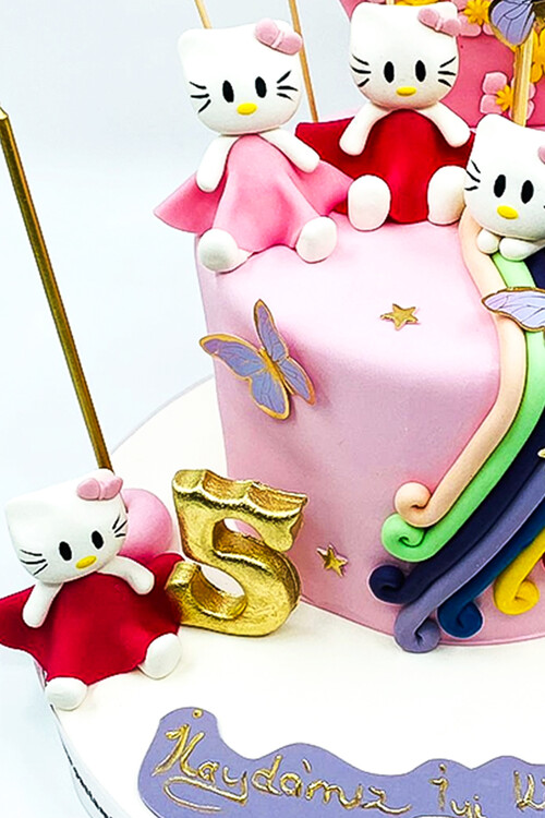 Hello Kitty Figürlü Pasta