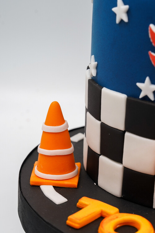 HOT WHEELS TEMALI BUTİK PASTA