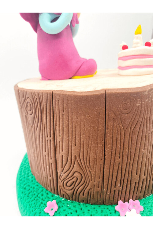 Maşa ile Koca Ayı Temalı Pasta