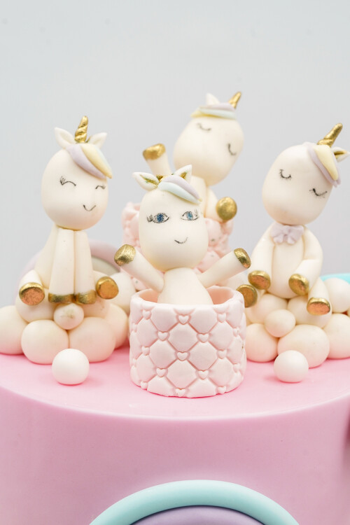 UNICORN 1 TEMALI BUTİK PASTA