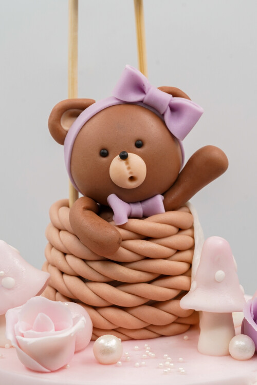 AYICIK VE KELEBEK TEMALI BUTİK PASTA