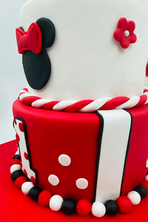 Mickey Mouse Temalı Pasta - 2