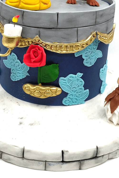 Güzel ve Çirkin Temalı Pasta