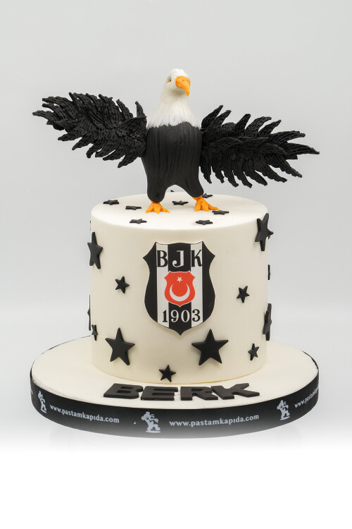 BEŞİKTAŞ TEMALI BUTİK PASTA