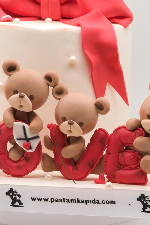 SEVGİLİLER GÜNÜ TEMALI BUTİK PASTA