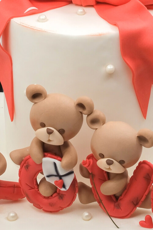 SEVGİLİLER GÜNÜ TEMALI BUTİK PASTA