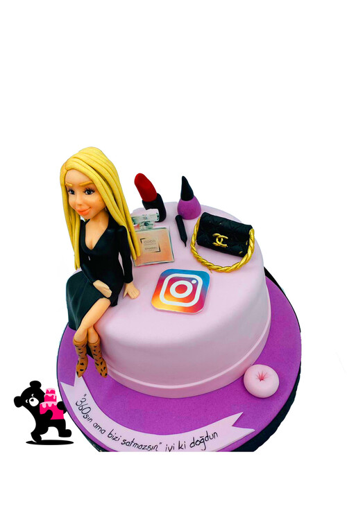 Influencer Temalı Pasta