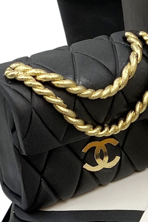 Chanel Temalı Pasta