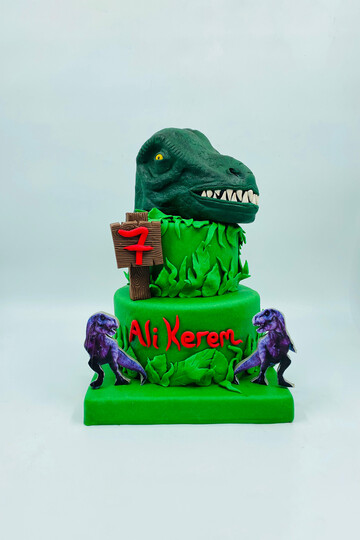 Dinazor Temalı Pasta