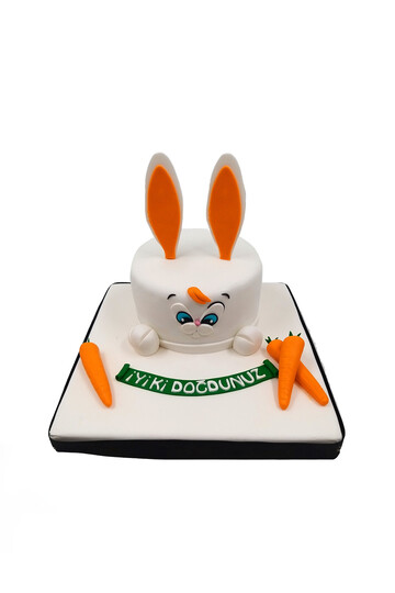 Tavşan Figürlü Pasta