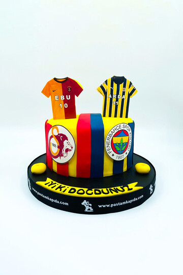 Fenerbahçe ve Galatasaray Temalı Taraftar Pastası